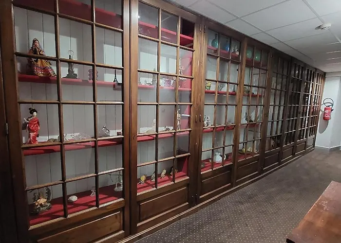 Du Palais فندق 2*