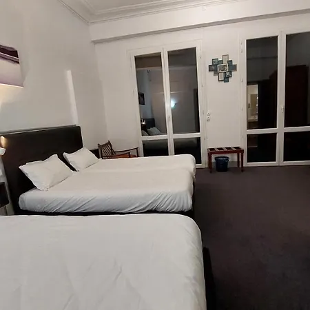 Hotel Du Palais 2*